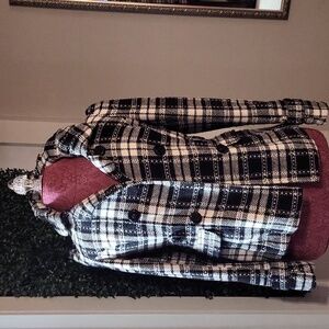 Pink Envelope Black and White Plaid Design